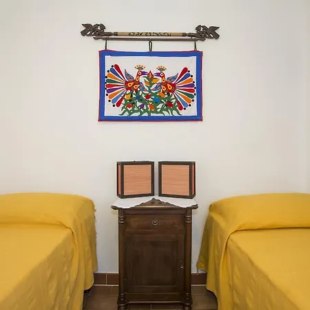 Guest house Isola Delle Api Bagni Di Petriolo
